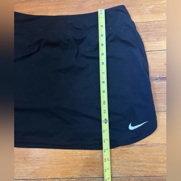 Nike Dry Fit Black Tennis Skirt, Size Medium - Picture 4 of 5